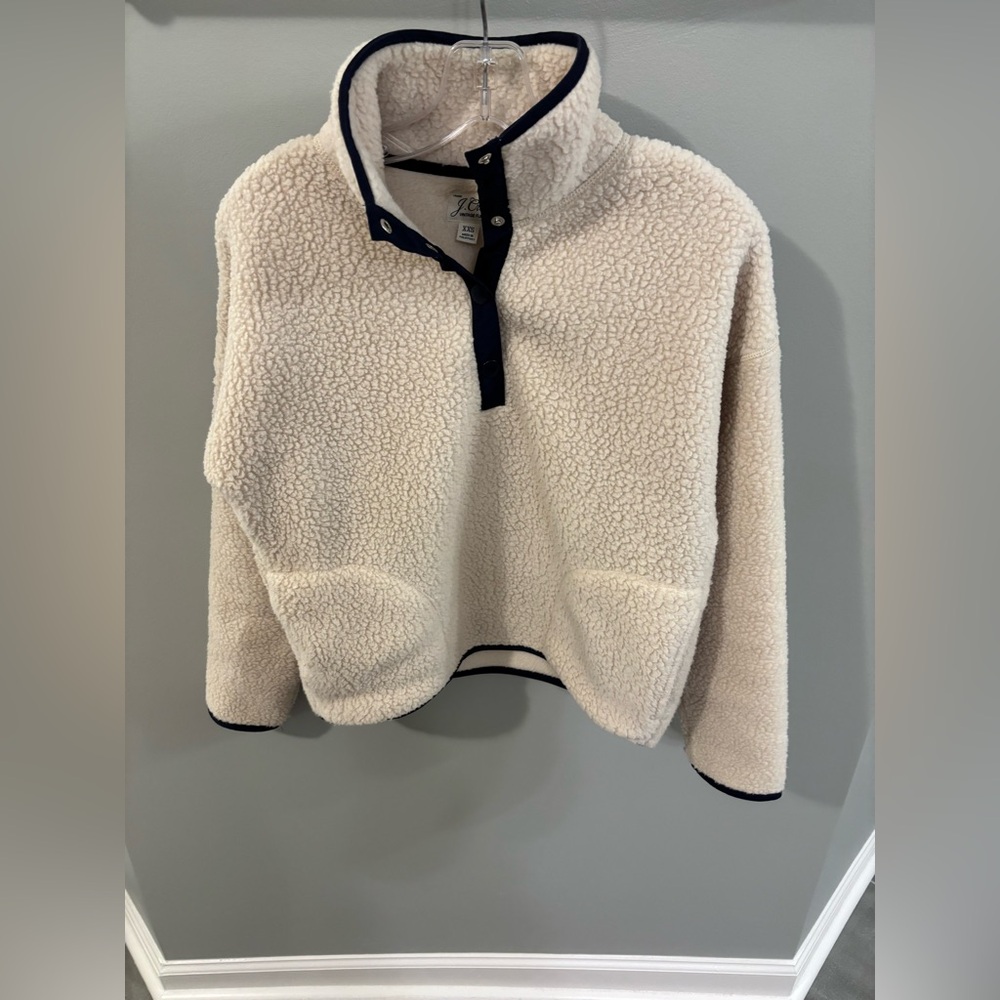 JCrew Vintage Fleece Women's xxs. Cream with navy trim.